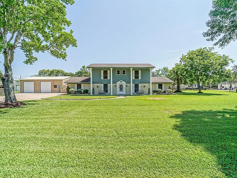 205 Chester Drive Before Exterior